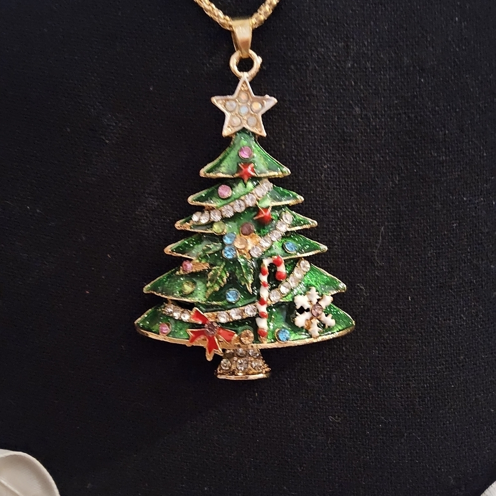 Festive Christmas Tree Necklace